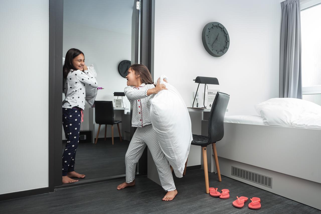 Stravinsky Slapen Hotell Hengelo  Exteriör bild